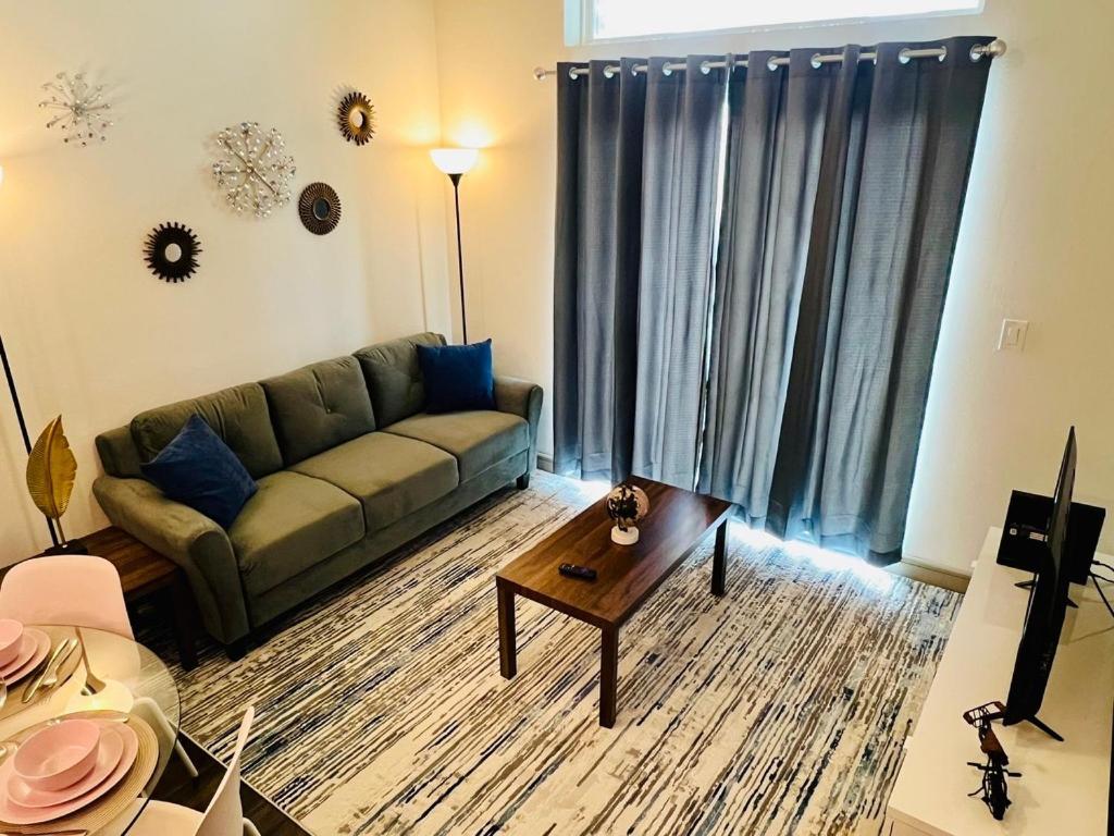Downtown Apt Free Parking - Pool - Gym - Fully Kitchen Houston Exterior photo